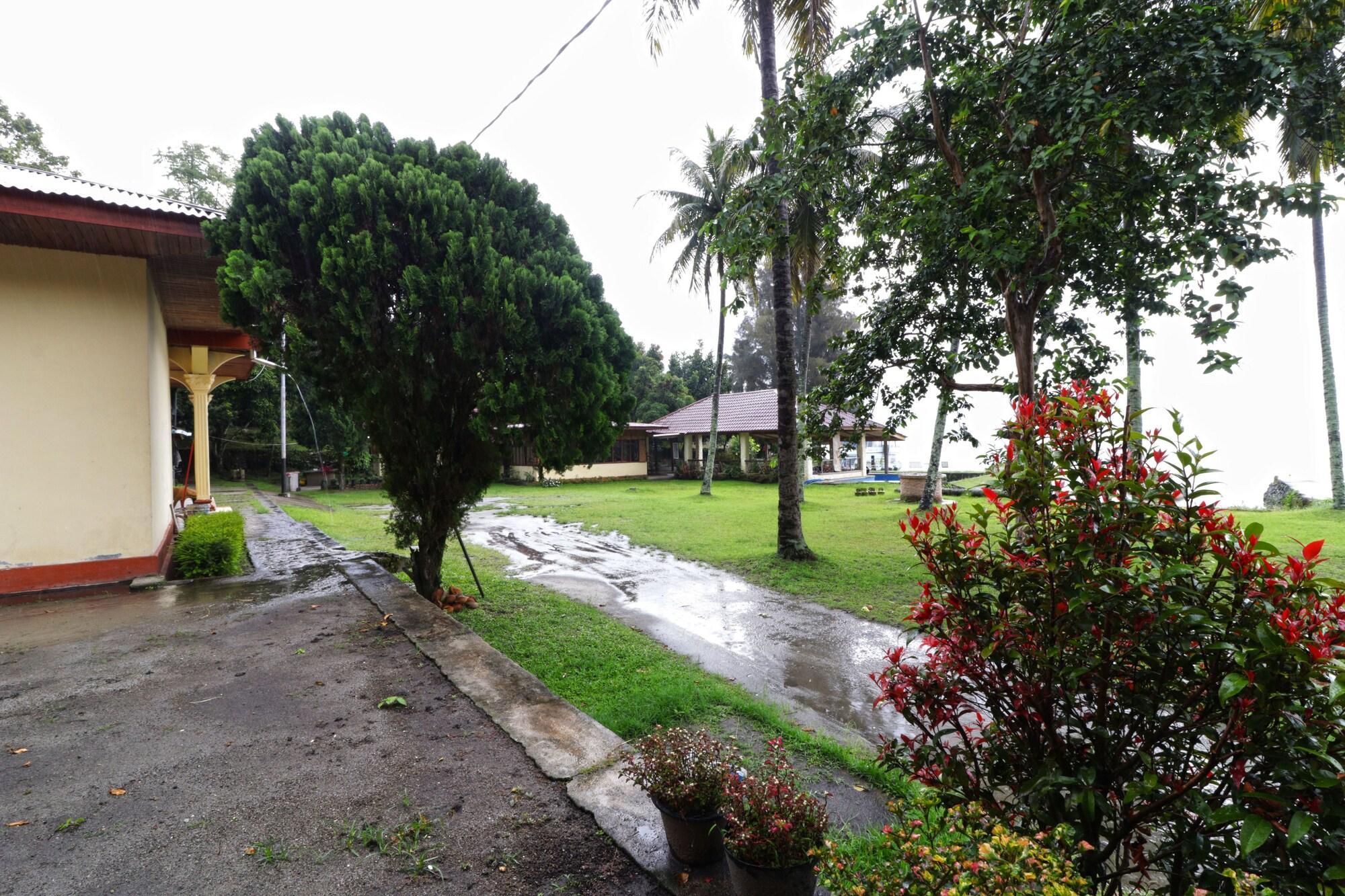 Tuk Tuk Timbul Bungalows Exterior photo